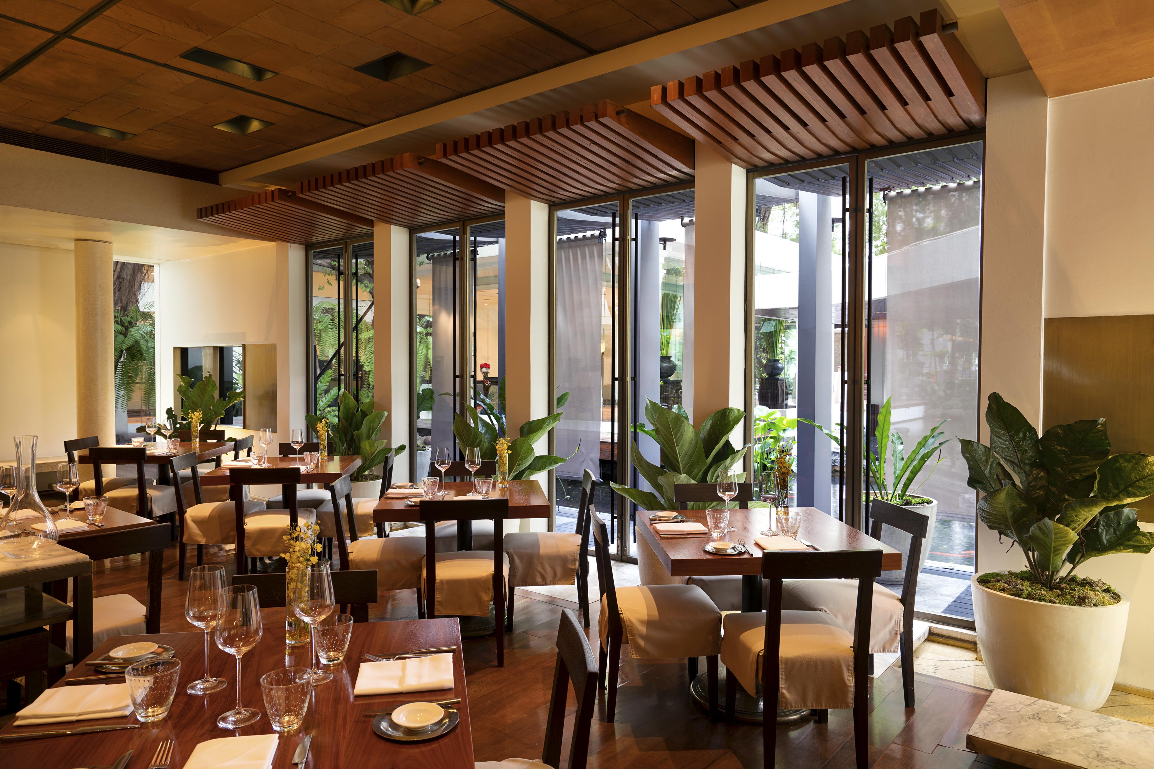 Anantara Siam Bangkok Hotel Exterior foto Interior of the restaurant