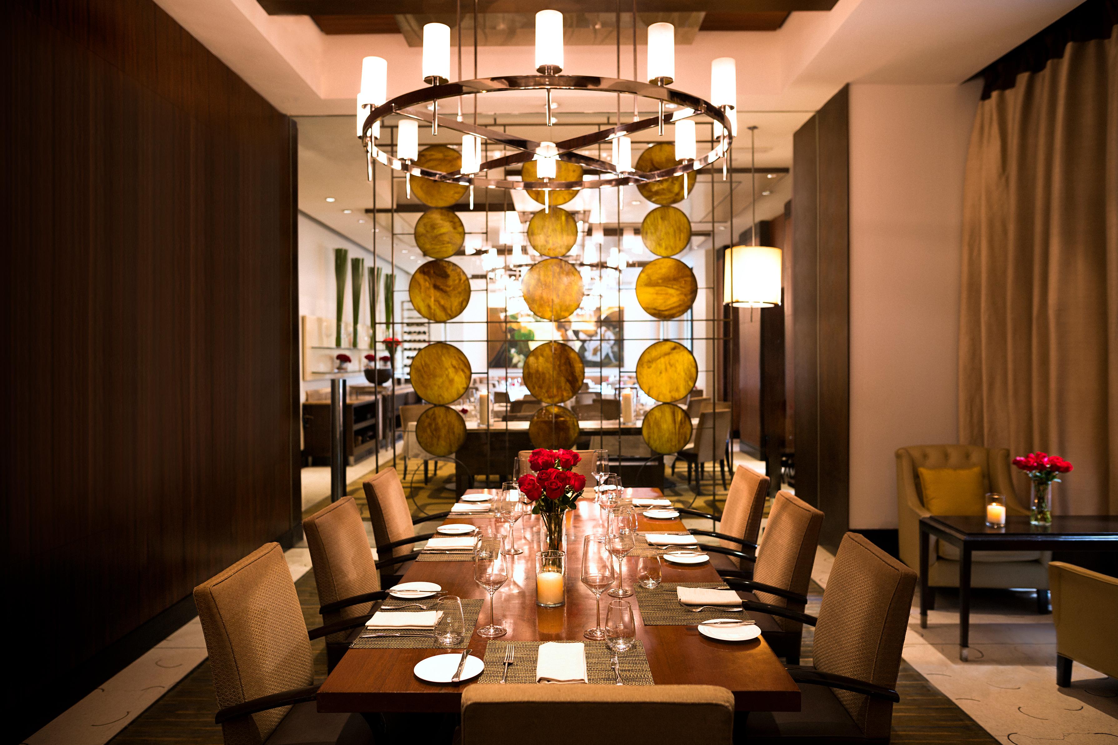 Anantara Siam Bangkok Hotel Exterior foto The dining room at the Mandarin Oriental, Dubai